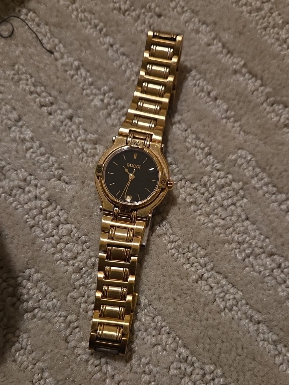 Gucci Gold-Tone Bracelet Watch with Black Dial
